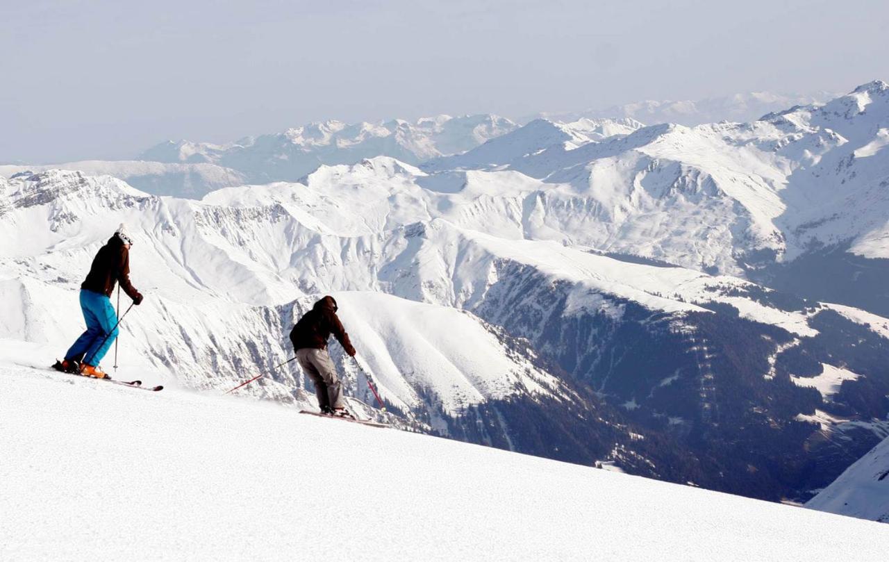 Chalet - Direkt Am 5 Sterne Campingplatz Aufenfeld Im Zillertal Mit Hallenbad Und Sauna Aschau Im Zillertal Экстерьер фото